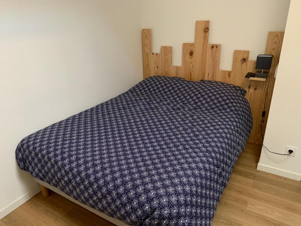 Le Petit Chez Soi Lägenhet Calais Exteriör bild