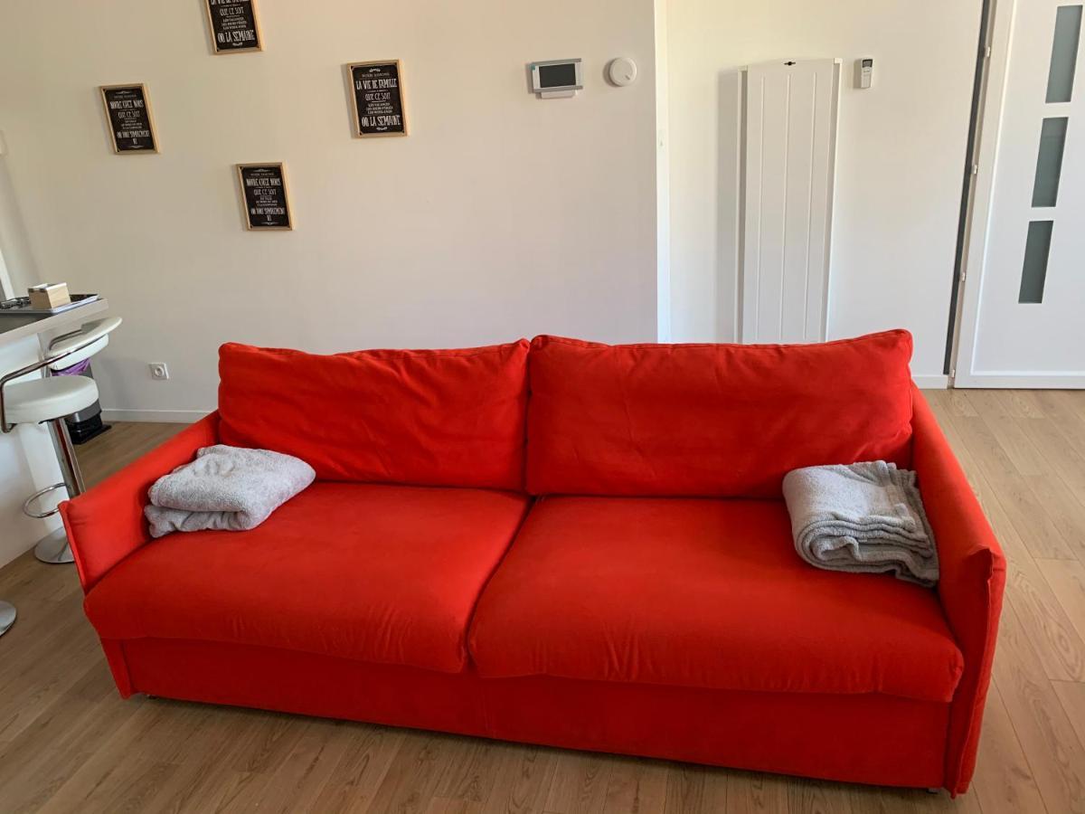 Le Petit Chez Soi Lägenhet Calais Exteriör bild