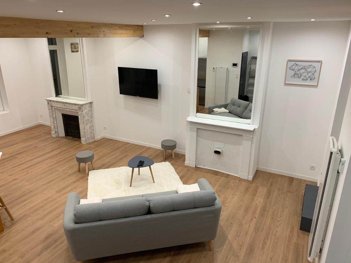 Le Petit Chez Soi Lägenhet Calais Exteriör bild