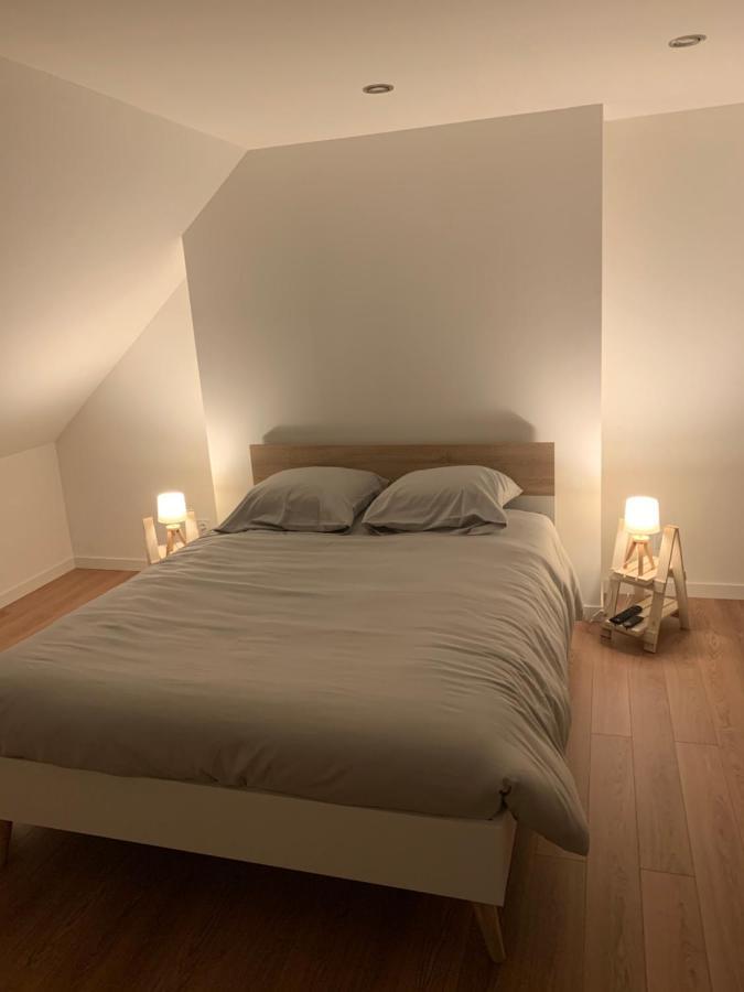Le Petit Chez Soi Lägenhet Calais Exteriör bild