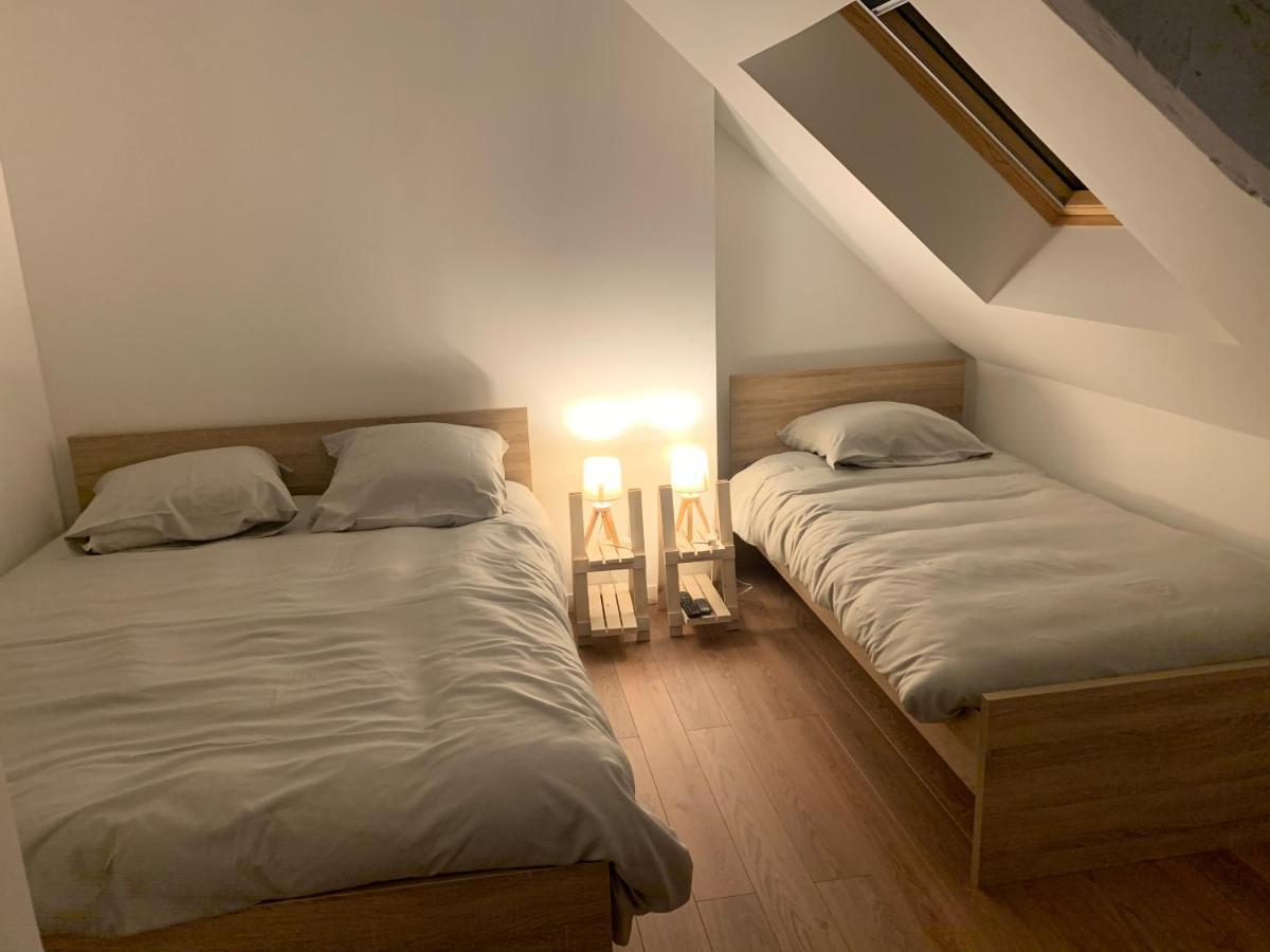 Le Petit Chez Soi Lägenhet Calais Exteriör bild