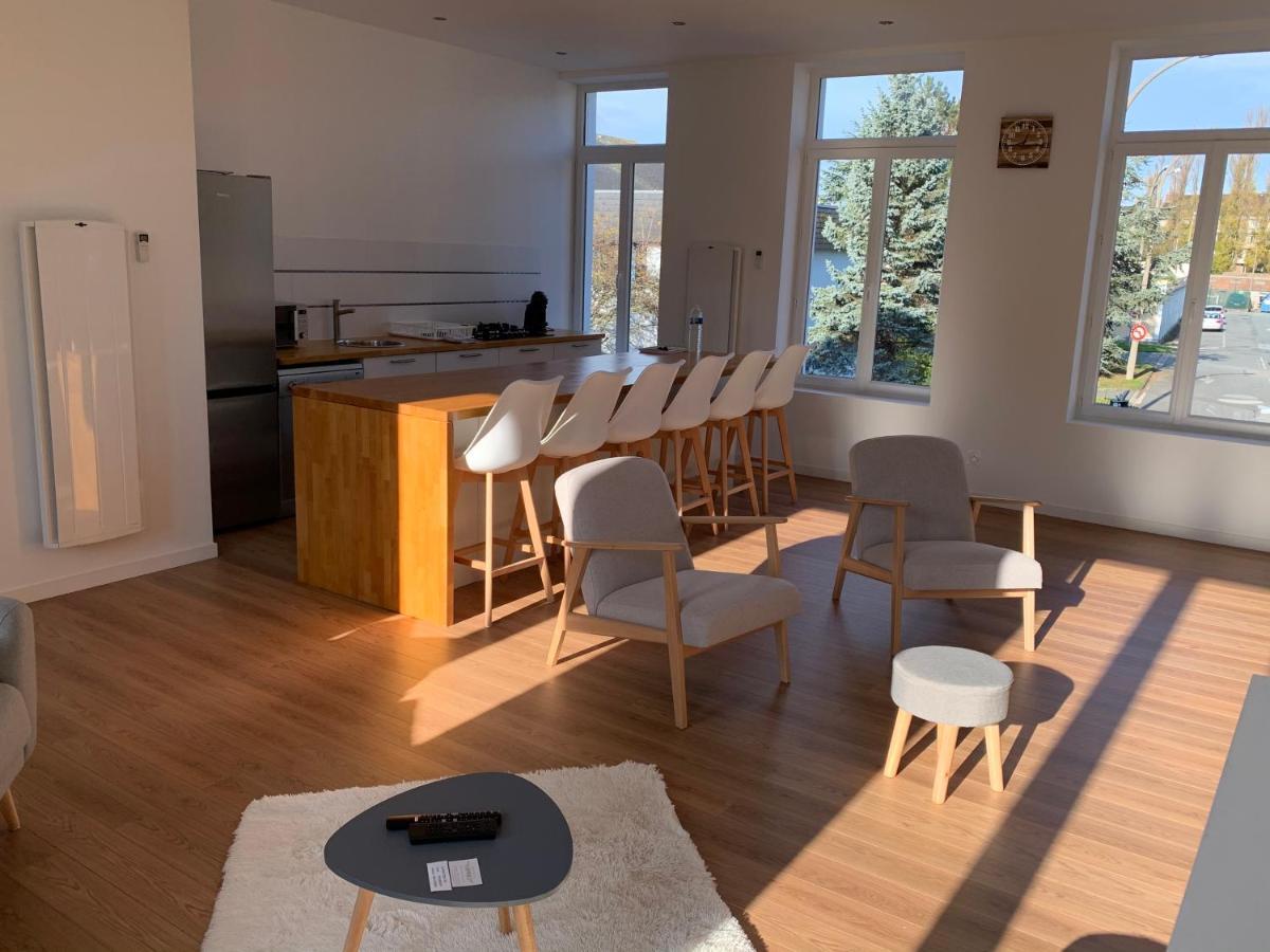 Le Petit Chez Soi Lägenhet Calais Exteriör bild